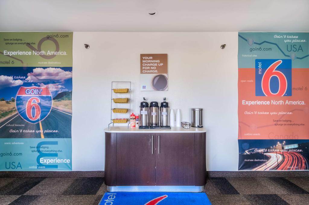 Motel 6 Normal Dış mekan fotoğraf