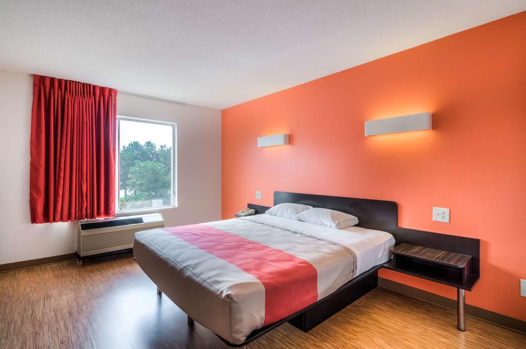 Motel 6 Normal Dış mekan fotoğraf
